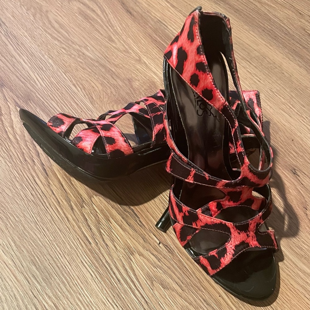 Leopard strappy heels
